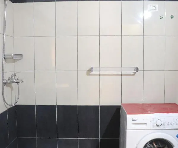 Panorama Apartment *